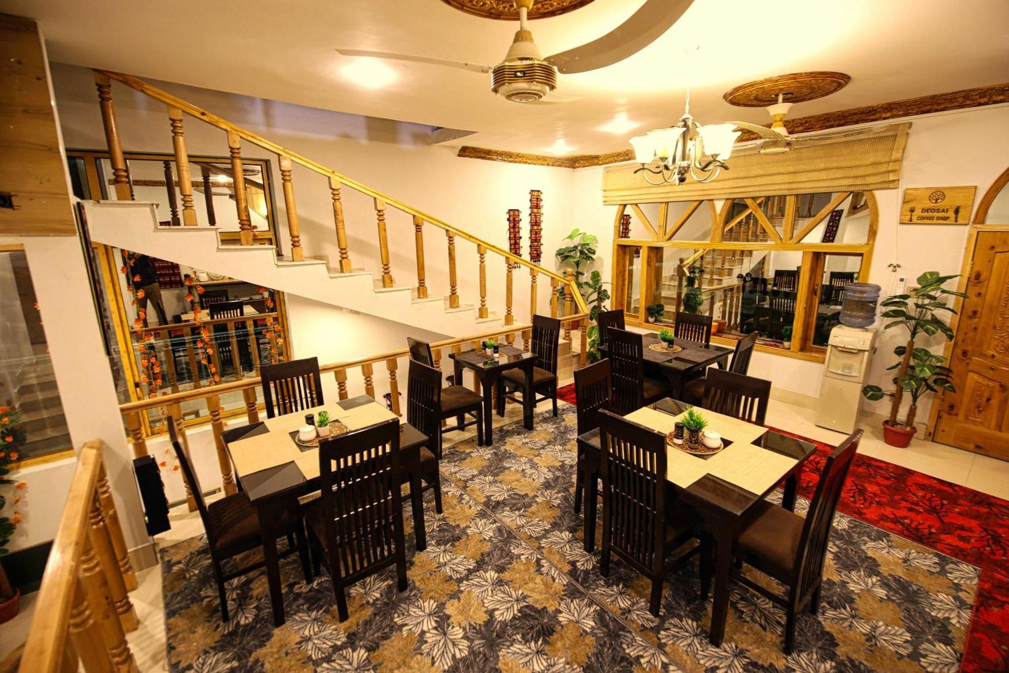 Oak Residency 호텔 길기트 외부 사진
