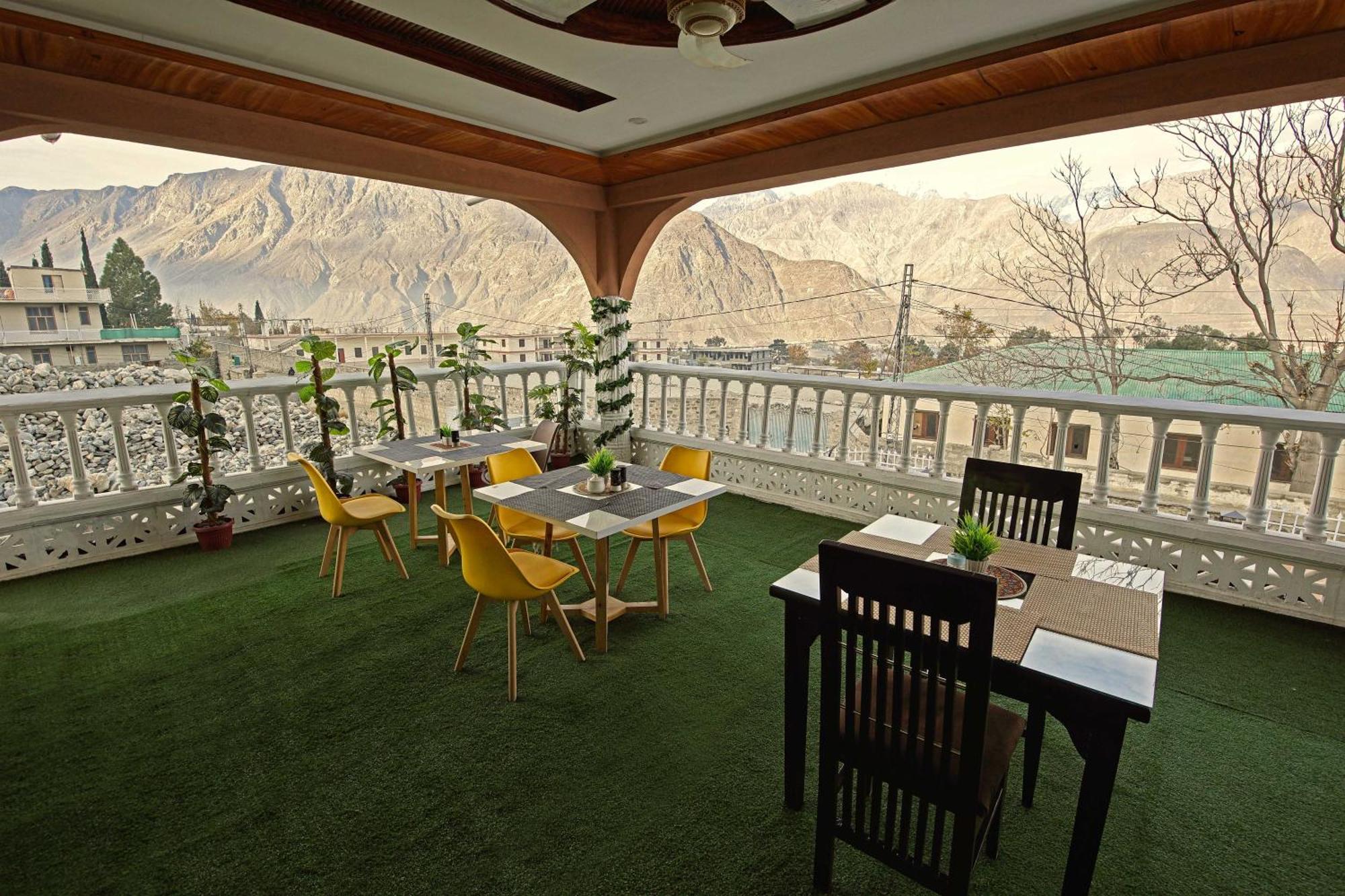 Oak Residency 호텔 길기트 외부 사진