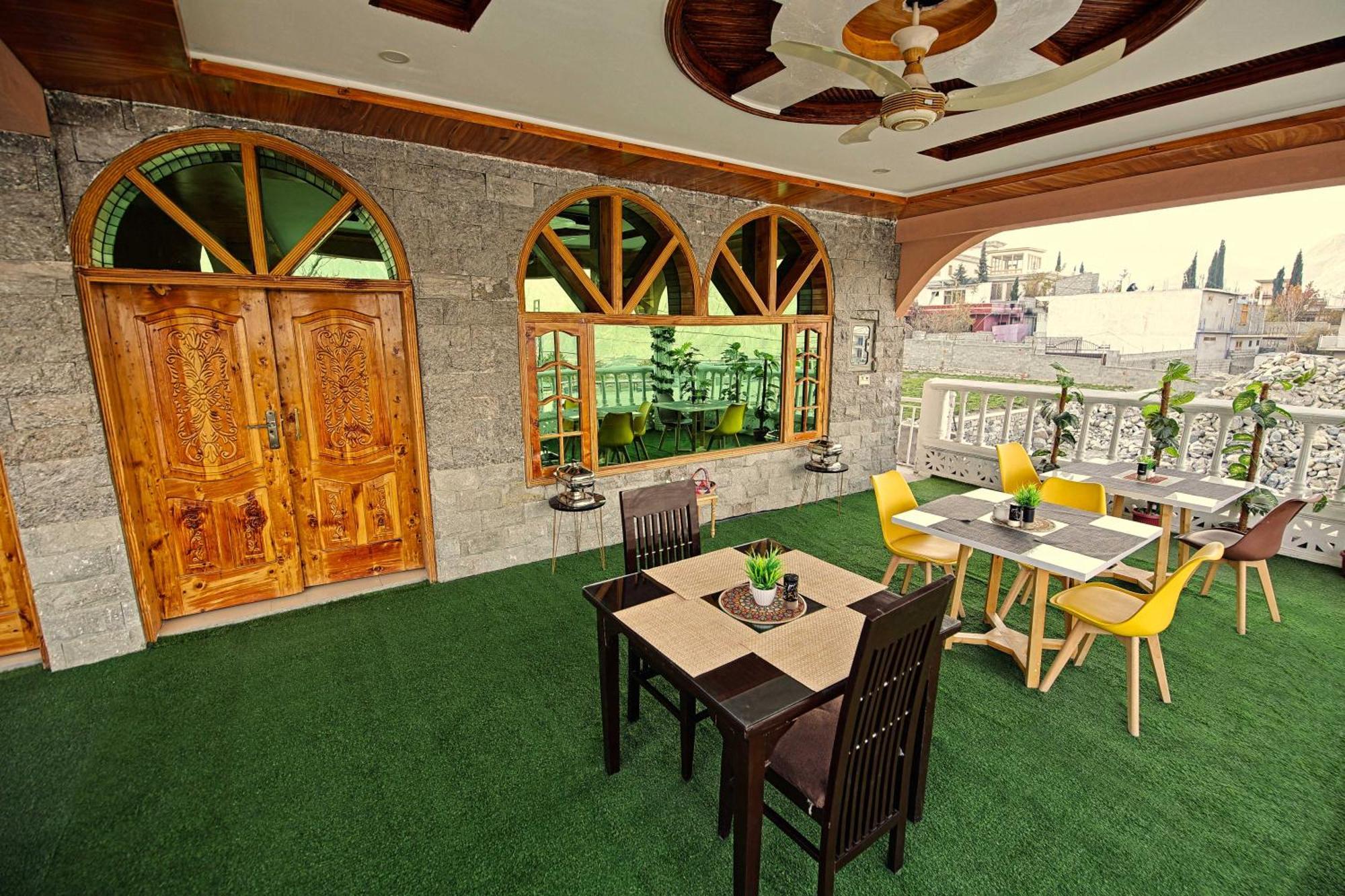 Oak Residency 호텔 길기트 외부 사진