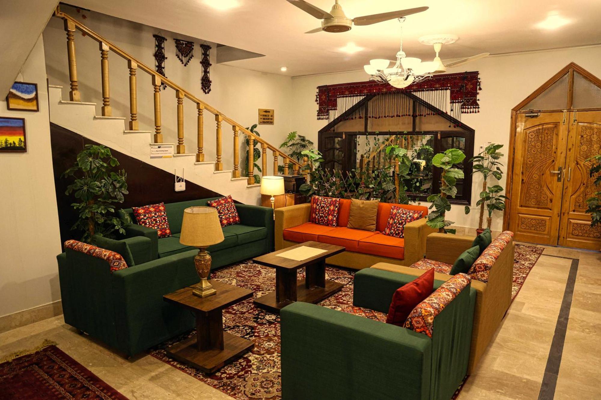 Oak Residency 호텔 길기트 외부 사진